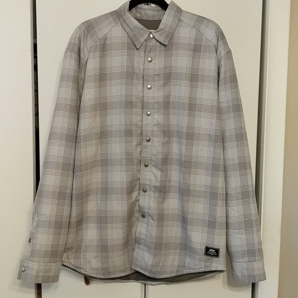 Four Square Mens Gray Plaid Snap Down
